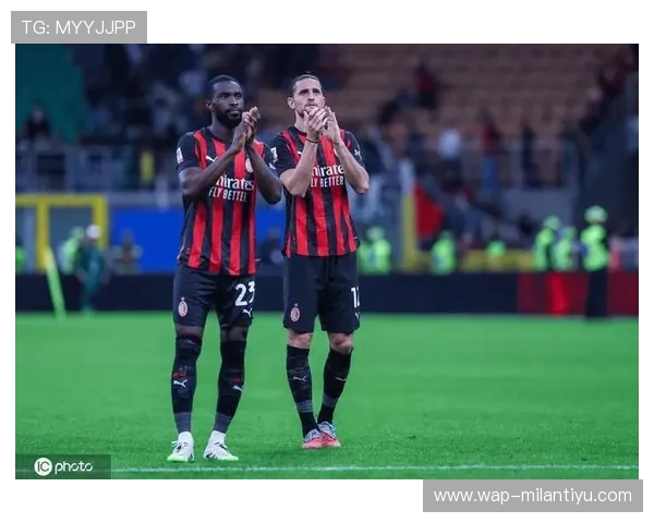 AC米兰专区最新赛事直播与赛程安排为粉丝提供最便捷的观看体验与赛事信息