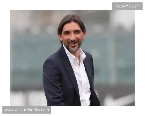 国际米兰体育总监的角色与职责详解以及对球队建设的影响 国际米兰体育总监的角色与职责详解以及对球队建设的影响